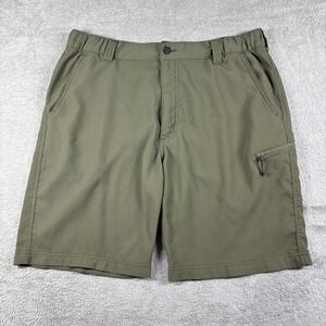 Wrangler Men's Outdoor Solid Zipped Pockets Utility Shorts Green Size 36